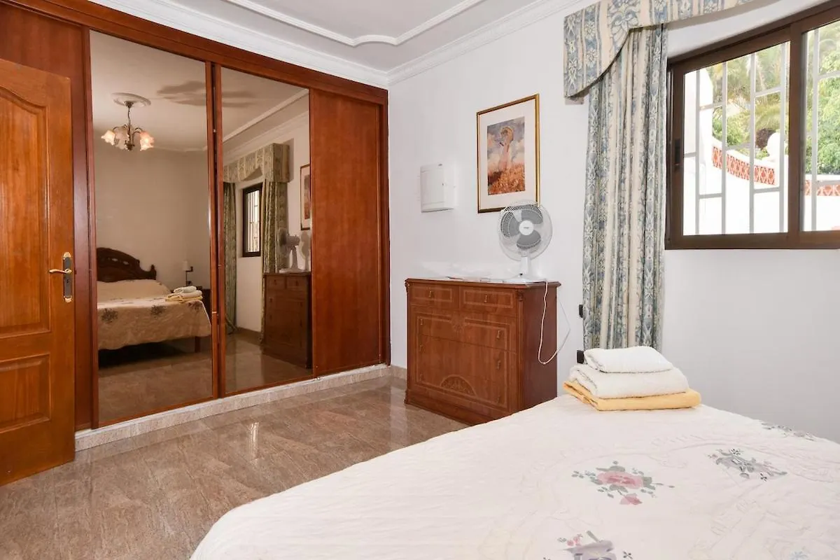 Villa Ana Lovely Central 2 Bedroom Villa Costa Adeje 0*,