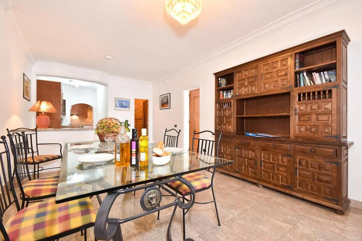 Villa Ana Lovely Central 2 Bedroom Villa Costa Adeje İspanya